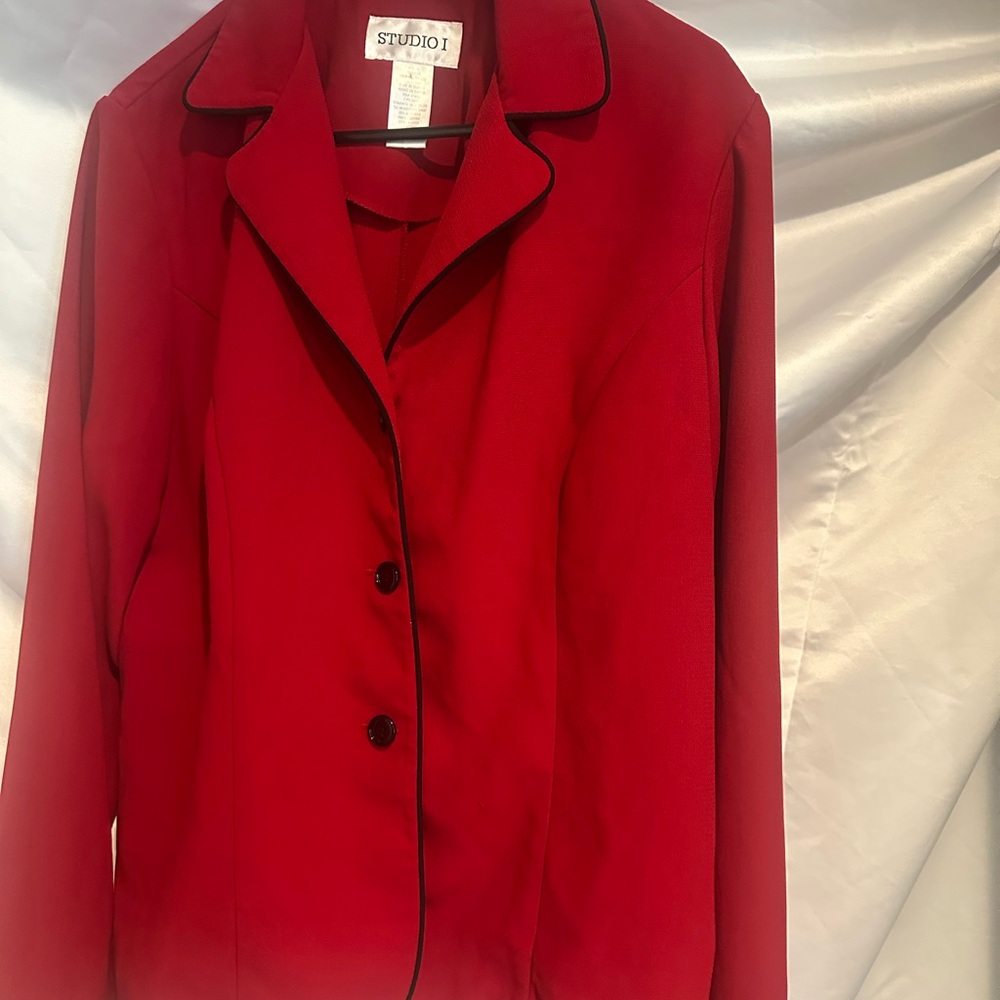 Studio 17 Bold Scarlet Blazer